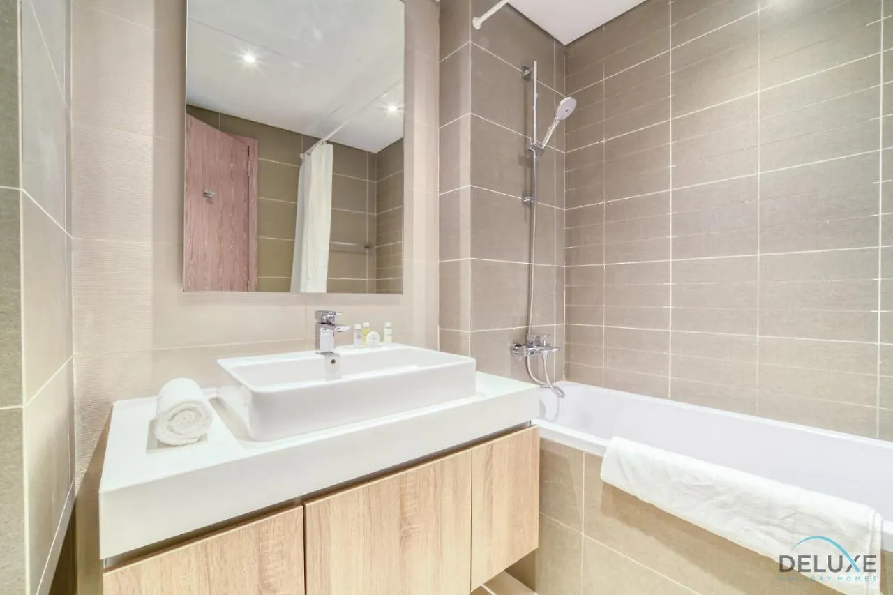 Stunning 2Br With Assistant'S Room At Liv Residence Dubai Marina By Deluxe Holiday Homes