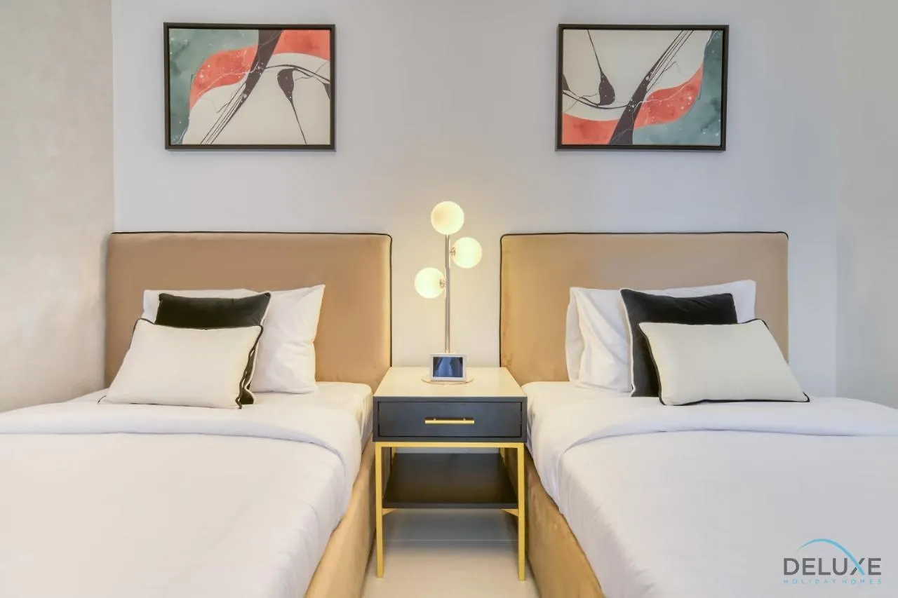 Stunning 2Br With Assistant'S Room At Liv Residence Dubai Marina By Deluxe Holiday Homes